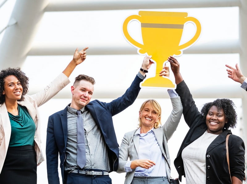 como escolher uma solução CRM