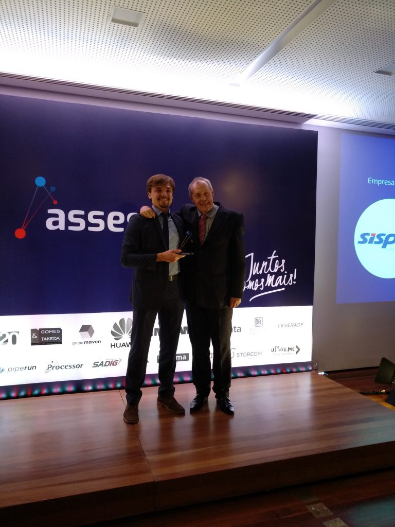 SISPRO recebe homenagem na comemoração dos 40 anos da ASSESPRO-RS